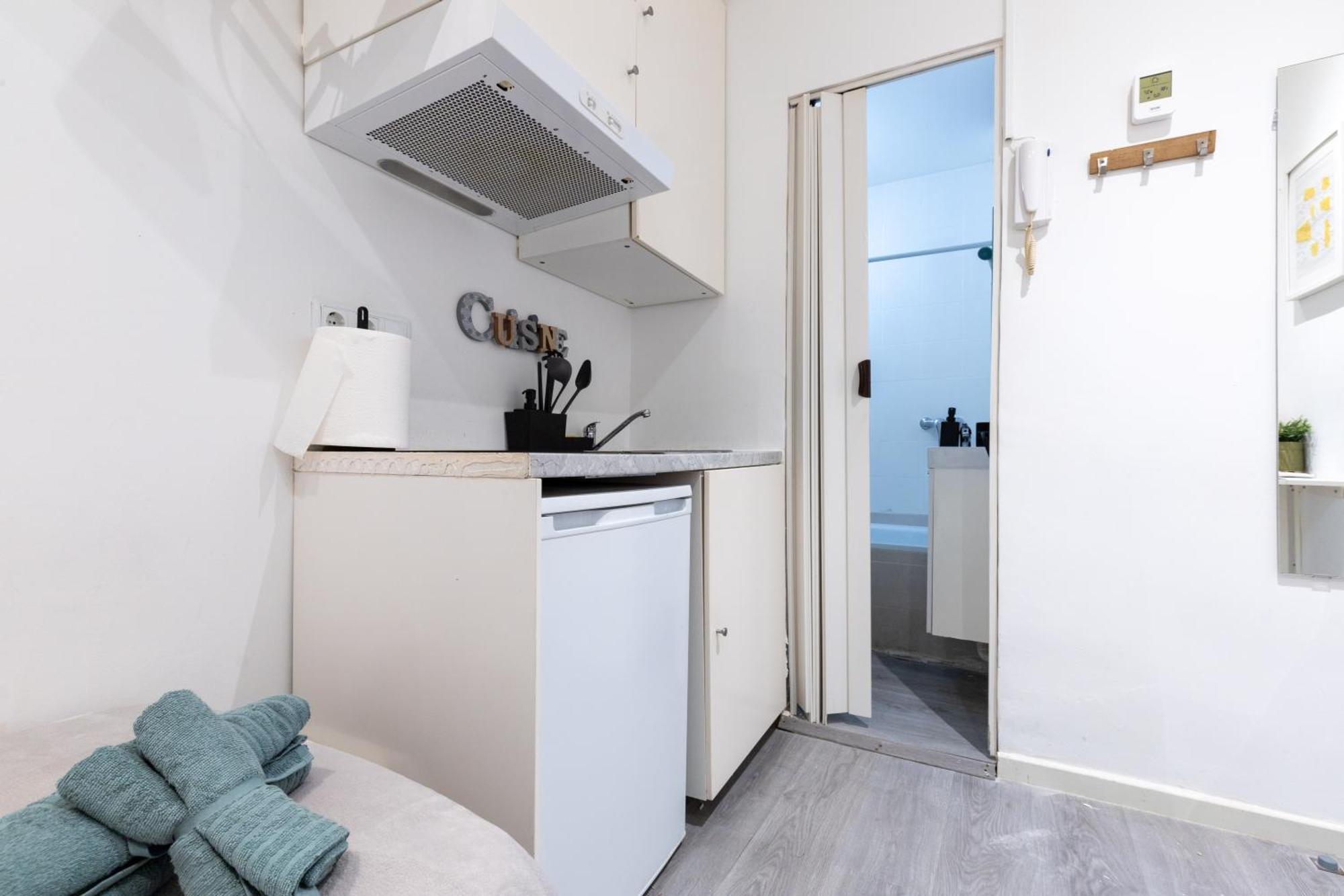 Petit Estudio En Madrid , Centro, 2 Pax, Wi-Fi & Tv Bagian luar foto