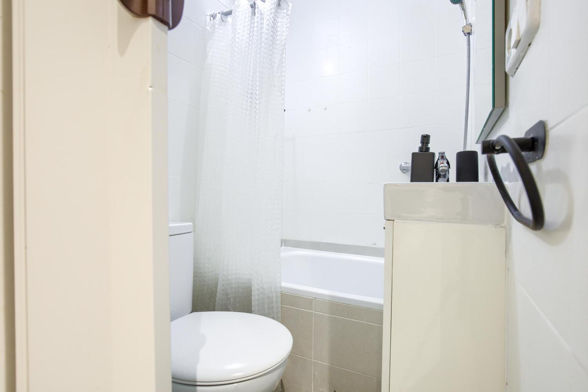 Petit Estudio En Madrid , Centro, 2 Pax, Wi-Fi & Tv Bagian luar foto